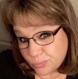 Meet your Posher, Bonnie